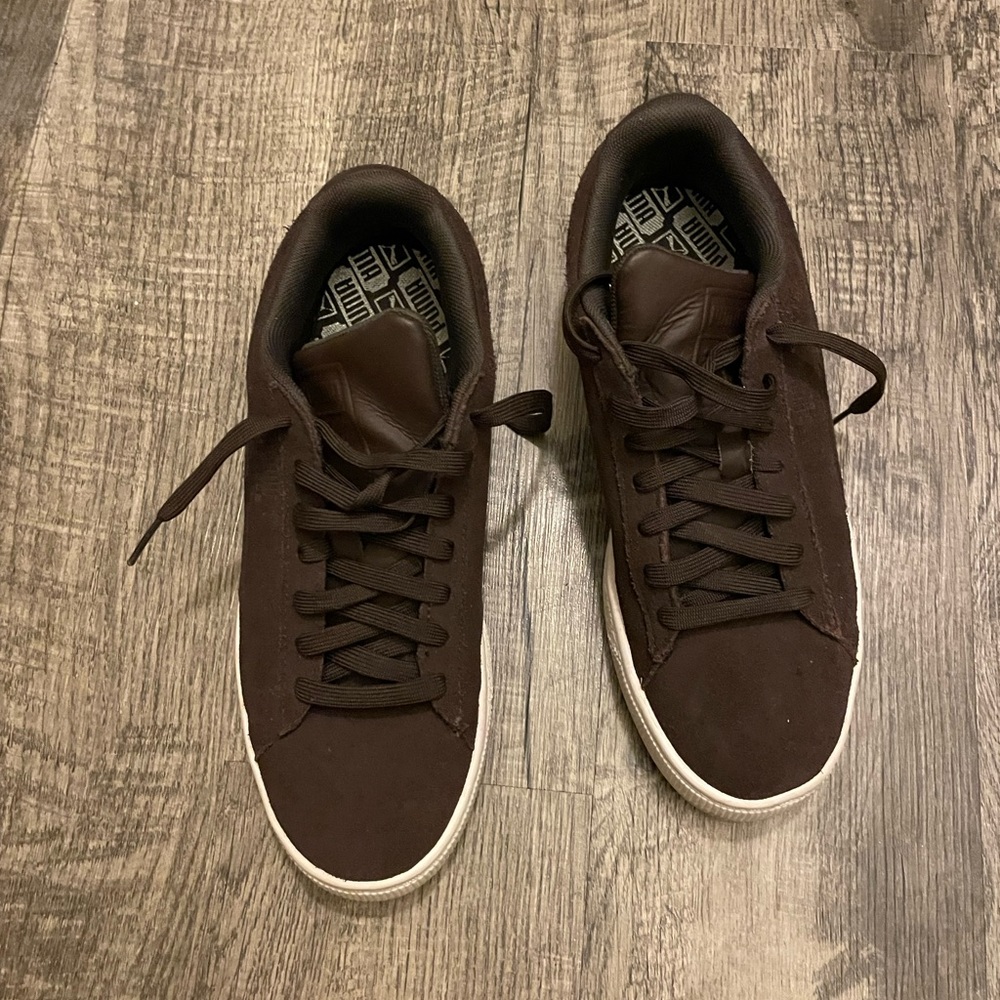 Men’s size 9 Sneakers